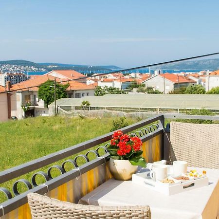 Gaspar Trogir Exterior foto