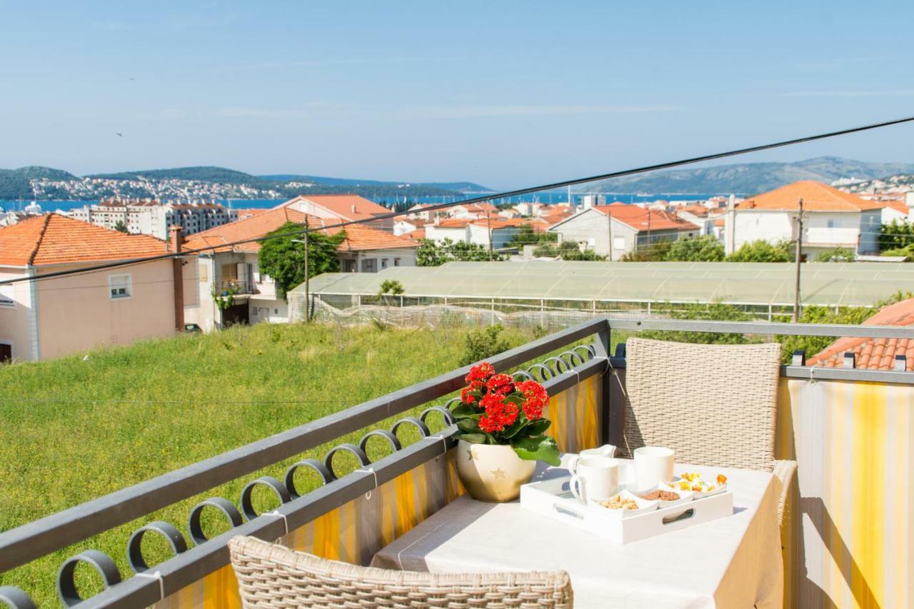 Gaspar Trogir Exterior foto