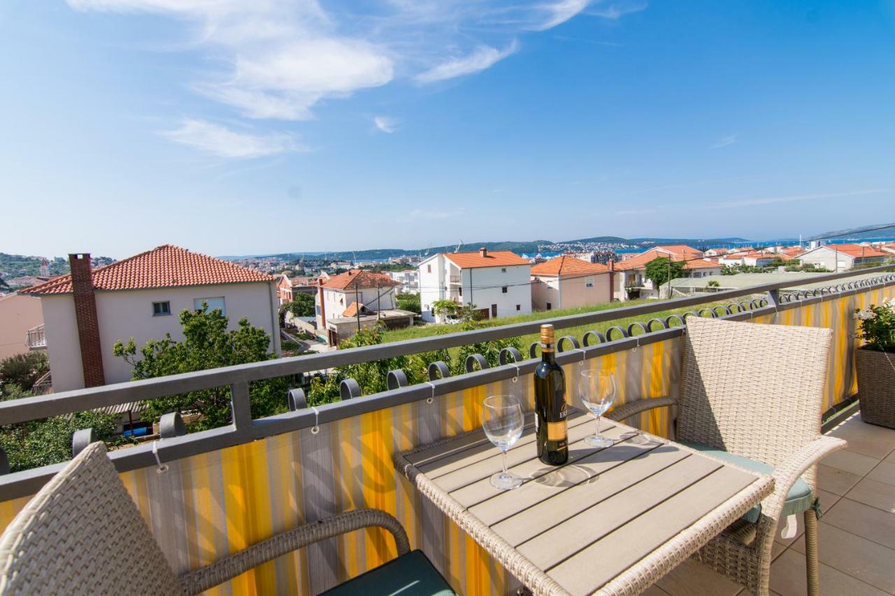 Gaspar Trogir Exterior foto